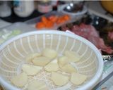 ルクルーゼで作る中華風肉じゃが作り方1写真