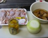 鶏手羽元と栗のこっくり甘煮☆作り方1写真