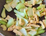 あと一品に⭐青梗菜と油揚げのカレー炒め作り方4写真