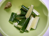 簡単！豚バラときゅうりのワサビ和え