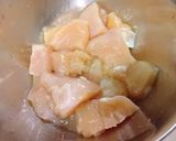 ジューシー鶏むね肉の旨辛照り焼き作り方1写真
