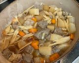トロトロ牛スジと根菜の煮物♪作り方5写真
