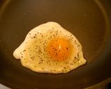 朝食☆ハムエッグチーズのホットサンド作り方1写真