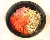 ●麺つゆだけで☆鶏ごぼうの炊き込みご飯●作り方1写真