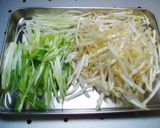 めんつゆ ｄｅ ｢干炒河粉｣作り方1写真
