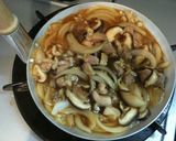 独身男子でも簡単に作れる！おいしい親子丼作り方3写真