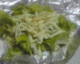 ヘルシー　セロリ＆チーズの鶏胸ホイル焼き作り方2写真