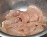 ナゲット風＊鶏むね肉のピカタ作り方1写真
