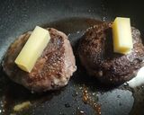 【道産牛🐂】絶品ソース!霜降り丨冷凍ハンバーグ♪作り方6写真