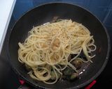 生ハムとふきのとうのペペロンチーノ作り方5写真