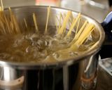 【蓮根とブロッコリーのアンチョビパスタ】作り方3写真