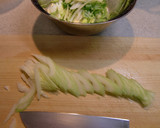 おつまみで♪セロリと燻製イカのサラダ♪作り方1写真