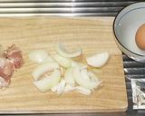 炒飯の素で作る親子丼作り方1写真