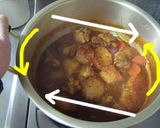 ピリ甘♪【じゃが芋と鶏骨付き肉の煮込み】作り方12写真
