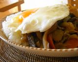 昨夜の残りの肉じゃyがは丼にしましょ♪作り方4写真
