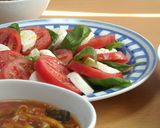 トマトとモッツァレラチーズのカプレーゼ作り方3写真