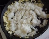 残ったご飯で 簡単 ワカメ卵チャーハン作り方3写真