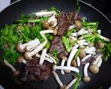 ぶなしめじ春菊牛肉のオイスターソース炒め作り方3写真