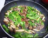ぶなしめじ春菊牛肉のオイスターソース炒め作り方4写真