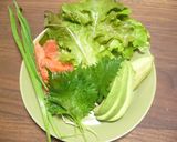 スモークサーモンとアボカドの生春巻き作り方1写真