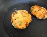 もちもち♪納豆入りじゃが芋のお焼き作り方3写真