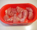 お弁当にピッタリ☆味噌マヨ鶏のレンジ蒸し作り方1写真