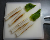 おつまみに！ちくわと梅の巻物作り方1写真