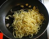 ピリ旨☆オイスターソース焼きそば作り方2写真