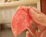 ハムでバラ　　キャラ弁などのおかずに♪作り方5写真