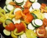 チキンと野菜のトマト煮 ローズマリー風味作り方2写真