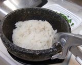 石焼鍋でタコとガーリック・バターの焼き飯作り方7写真