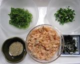 残った焼き鮭で、鮭ごはん作り方1写真