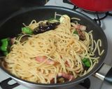 夏野菜とベーコンのピリ辛炒めスパゲティ作り方12写真