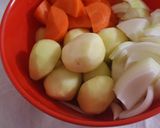 フライパンで昔ながらの肉じゃが作り方1写真