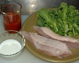 鶏のソテートマトクリームソース菜の花添作り方1写真