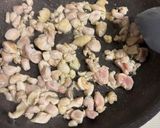 鶏肉と玉ねぎと人参の炒めもの♪作り方2写真