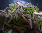 青椒牛絲　牛肉とピーマンの千切り炒め作り方6写真
