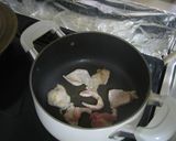 鶏と舞茸と豆腐の汁物作り方2写真