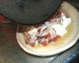 玉ねぎといくらのピリ辛豆腐作り方5写真