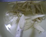 *子供も大好き♪きんぴらごぼう*作り方1写真