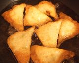 ワンタンの皮で空豆チーズのサクッとサモサ作り方3写真