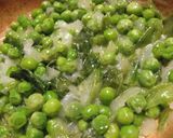 グリーンピースのバター蒸し煮作り方4写真