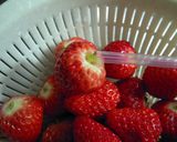 苺のヘタ取り作り方3写真