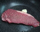 簡単！ステーキの焼き方　レア～ミディアム作り方4写真