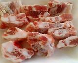 豚軟骨肉とじゃが芋の煮物作り方1写真