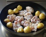 鶏肉と新ジャガのマスタードマヨネーズ炒め作り方2写真