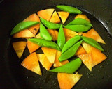 ✿簡単♬魚肉ソーセージのカレー炒め✿作り方2写真