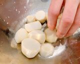 山形風牛肉と里芋のいも煮作り方1写真