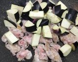 ご飯が進む！豚肉とナスのワンパン味噌炒め作り方3写真