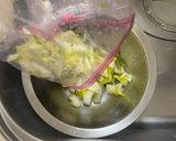 旨味凝縮！塩揉み白菜のワンパン和風パスタ作り方14写真